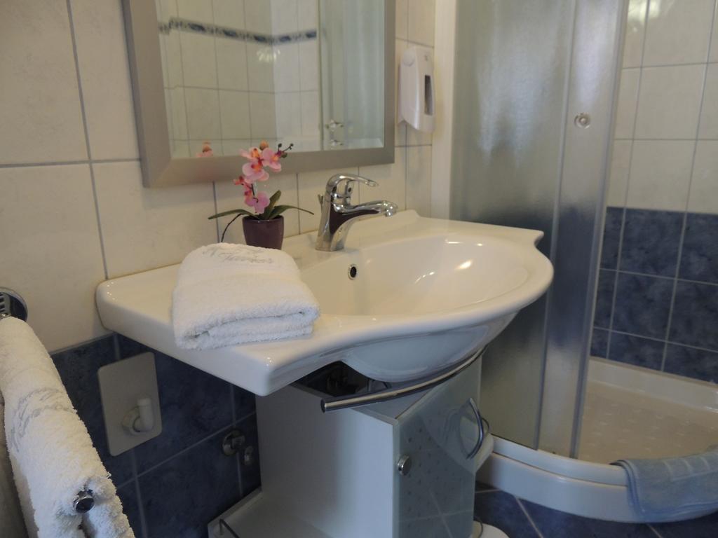 Apartments And Rooms Tavcar เบลด ห้อง รูปภาพ