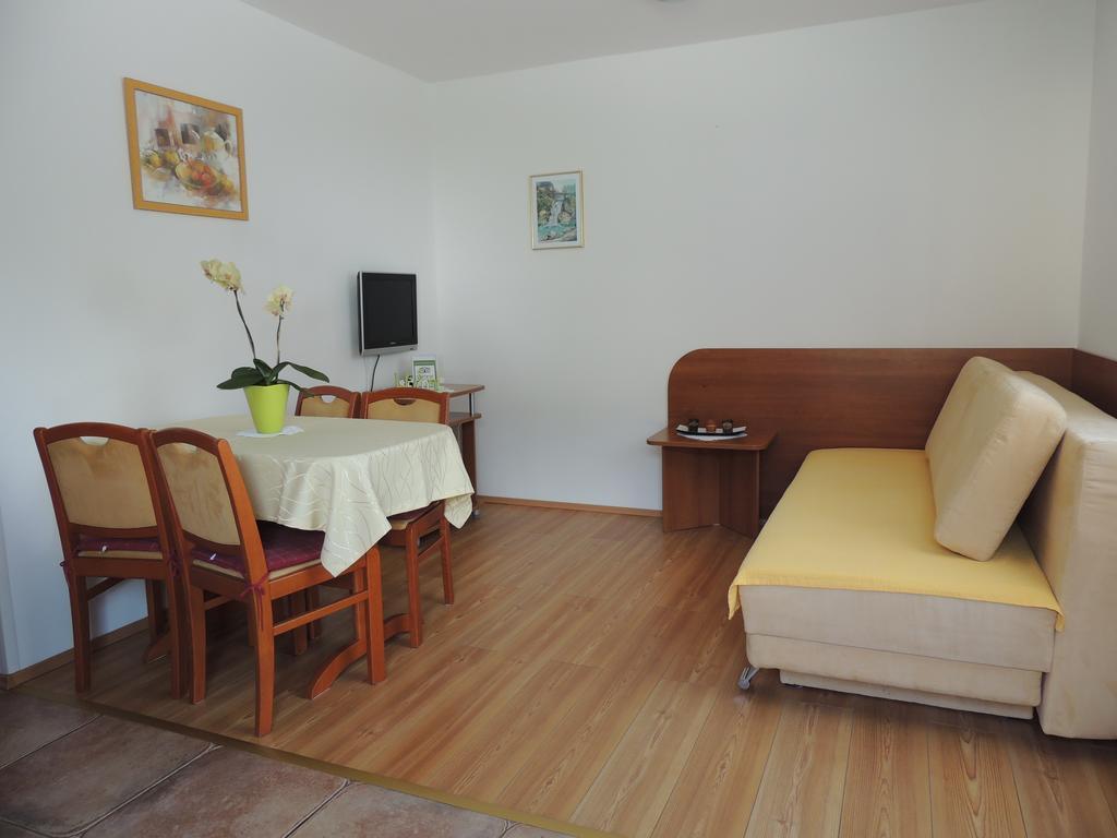Apartments And Rooms Tavcar เบลด ห้อง รูปภาพ