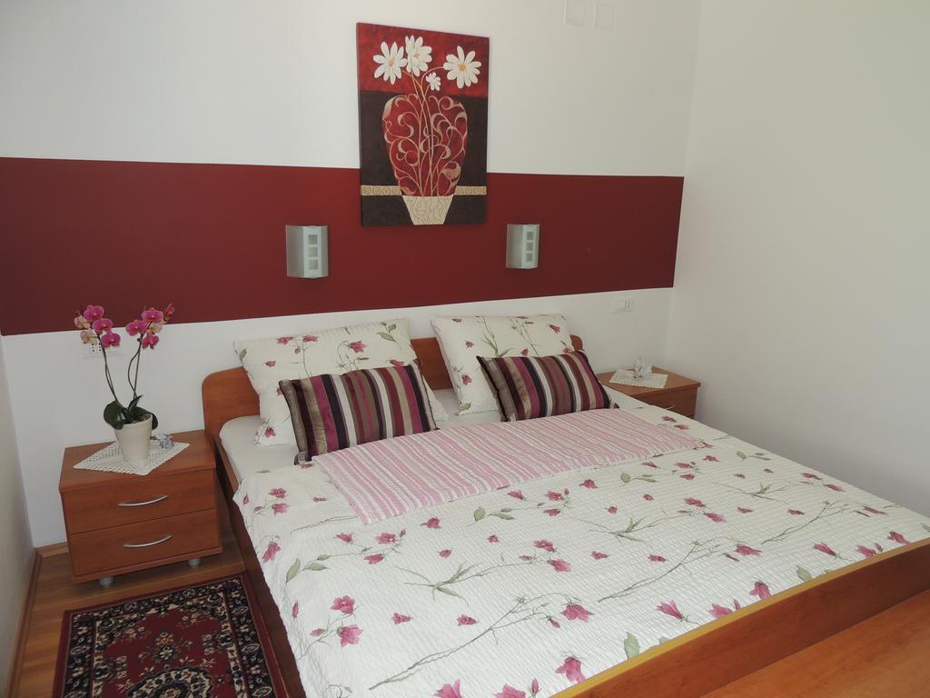Apartments And Rooms Tavcar เบลด ภายนอก รูปภาพ