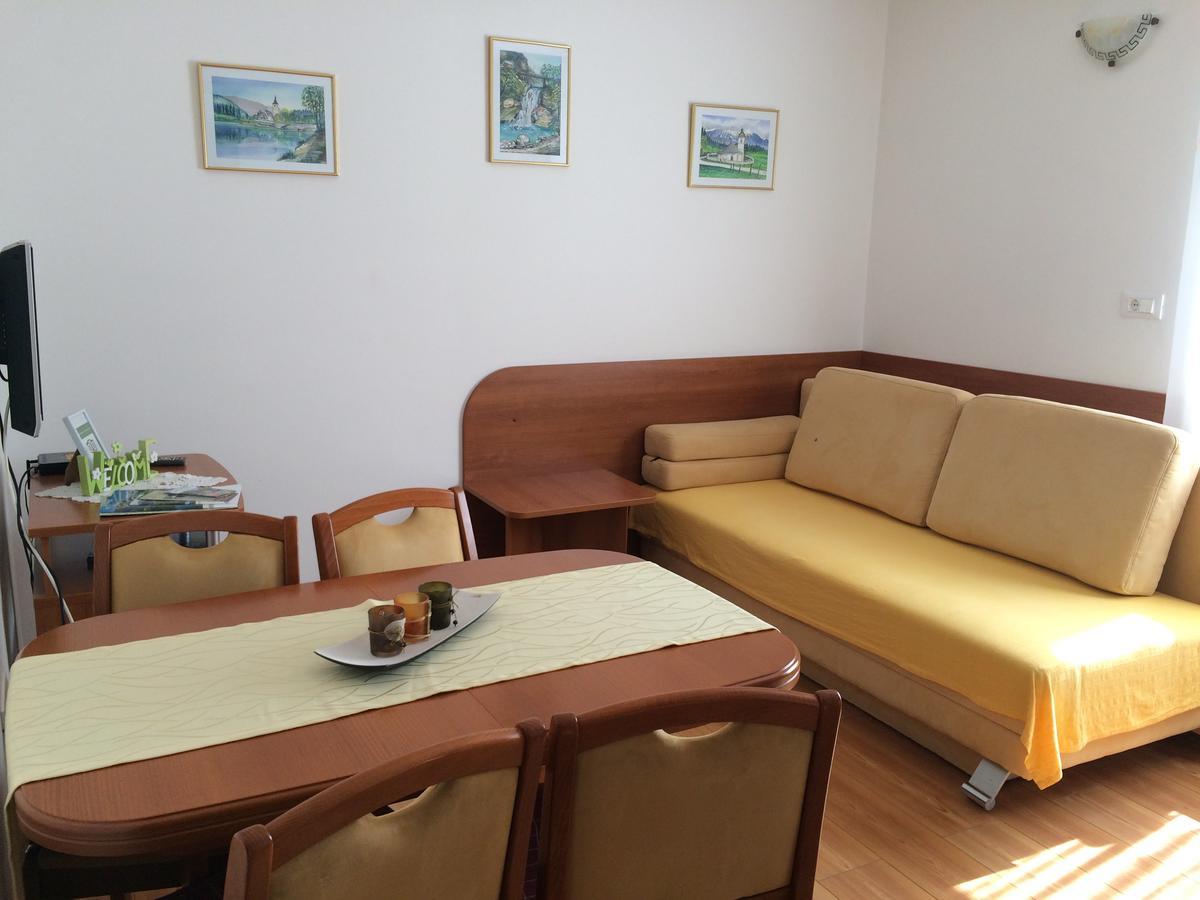 Apartments And Rooms Tavcar เบลด ภายนอก รูปภาพ